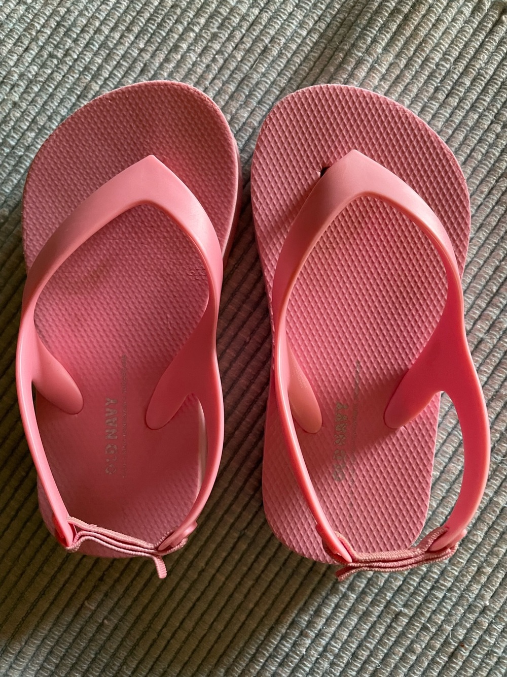 Old Navy Toddler Flip Flops Anemone Pink Sz 7